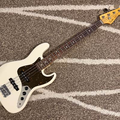 AS NEW & RARE! 2012 Fender Japan Jazz Bass Limited JB62M VWH 32" Medium Scale MIJ image 2