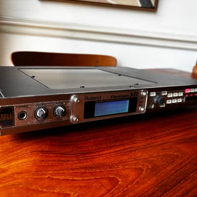 Roland Fantom-XR Rackmount Synthesizer Module 2004 - 2010 - Silver