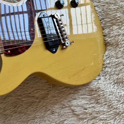 Gibson Les Paul Junior Double Cut TV Yellow Electric Guitar image 23