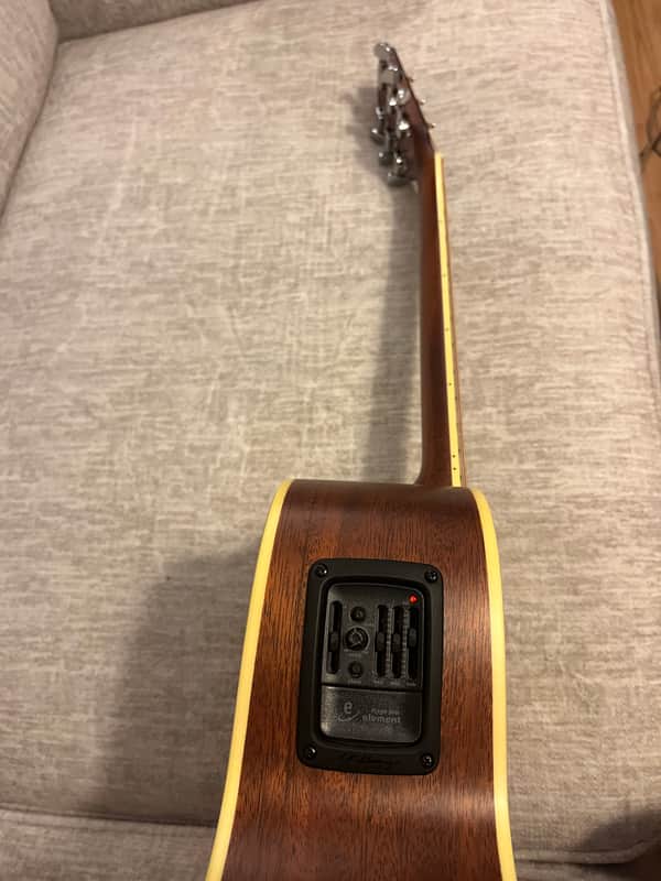 Alvarez ABT60E Baritone with Electronics