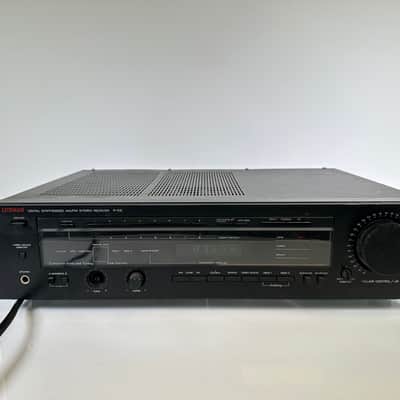 Vintage LUXMAN R-106 Digital Synthesized AM/FM Stereo Receiver