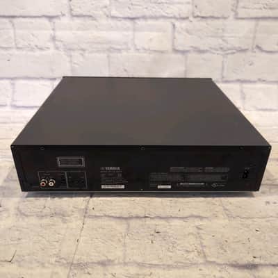 Yamaha CD-C603 5-Disc CD Changer with USB Playback image 4