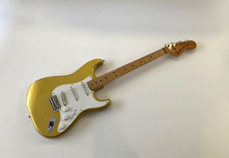 Fender Stratocaster with 3-Bolt Neck, Maple Fretboard 1976 Gold Sparkle image 1