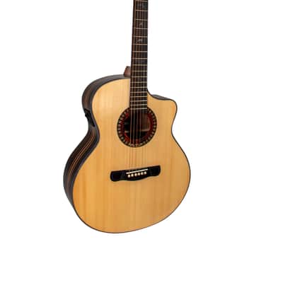 Merida Extrema Black Hole w/Fishman EQ and Gigbag - Official Store