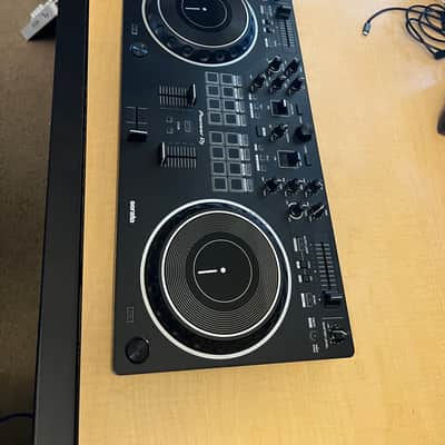 Pioneer DDJ-REV1 2-Channel DJ Controller 2022 - Present - Black image 4
