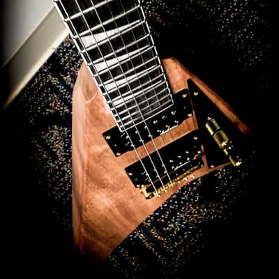 Jackson Randy Rhoads / Rhodes / Roads - Flying V 2026 - Natural Kona Wood Style image 10