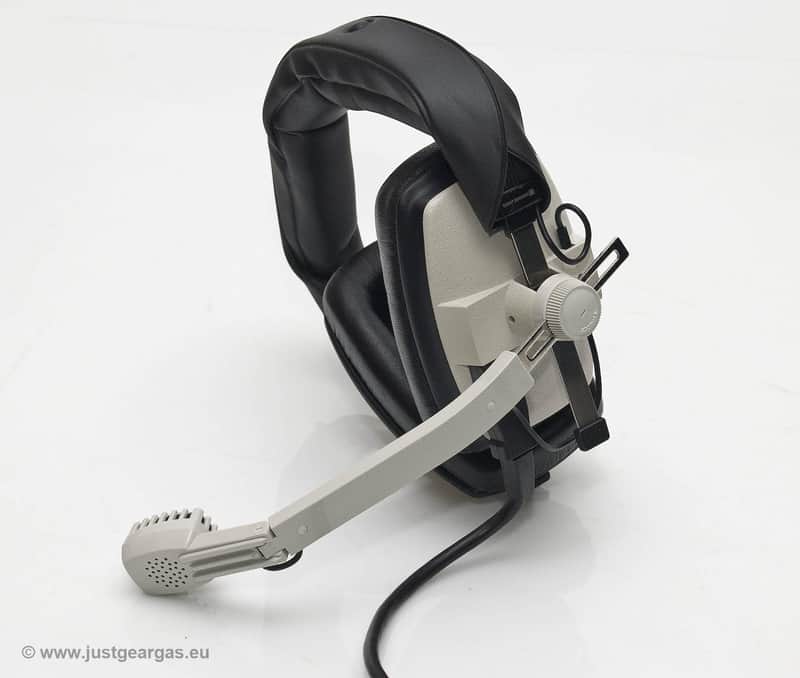 Beyerdynamic DT-109/M200/H400 like new with two cables image 1