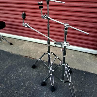 Pearl 2 stands grabber arm BC830 Uni-Lock Double Braced Convertible Boom Cymbal Stand 2010s - Chrome image 4