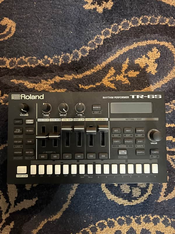 Roland TR-6S Rhythm Composer | Reverb Canada