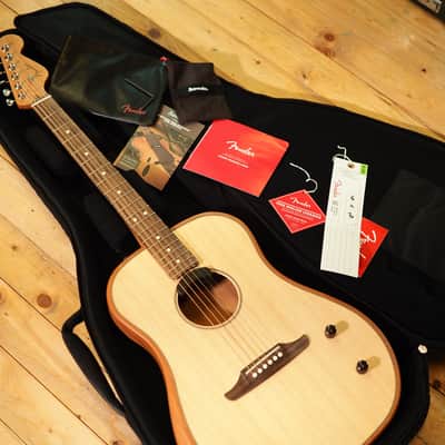 Fender Highway Dreadnought Sitka Spruce Top image 10