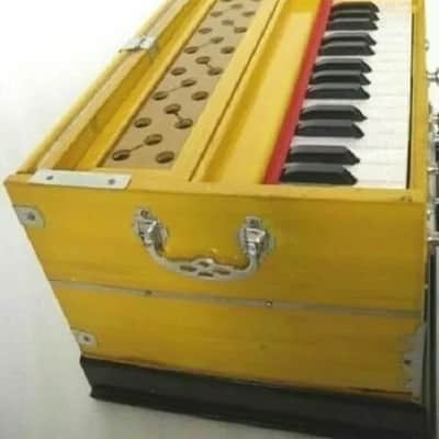 Armonia Musical High Class Sound 4 Stopper Double Bellow 32 Key Harmonium image 3
