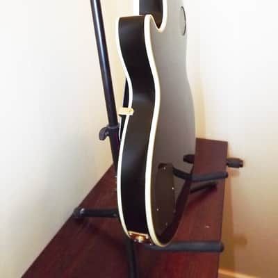 Epiphone Les Paul Custom, MINT, Ebony 2020 - Present image 8