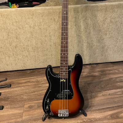 Left Handed Fender Player Precision Bass image 2