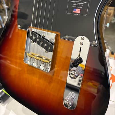 Fender American Professional Classic Telecaster 2025 - Present - 3-Color Sunburst image 3