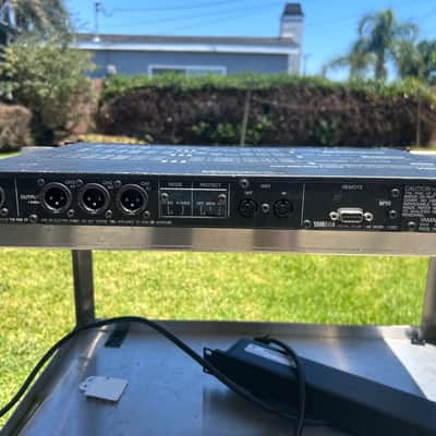 Yamaha DL 1030 Digital Delay, Loudspeaker Processor 1997 - Original image 3