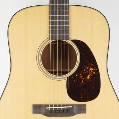 Martin D-18 Natural image 4