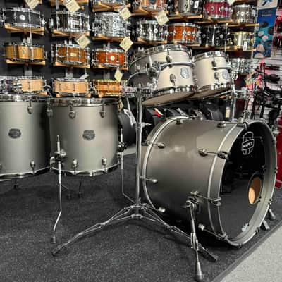 ~WOW!~ Mapex Saturn Evolution Maple/Walnut Hybrid 6-Piece 8/10/12/14/16/22 Drum Kit Set in Gun Metal Grey Lacquer with Black Nickel Hardware image 3
