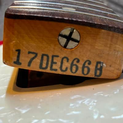 Fender Mustang Bass 1966 - Dakota Red refinish image 12