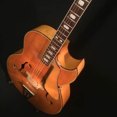 Nardan Model 100 MIJ 1950's/60's Archtop Spruce top Maple back & sides image 7