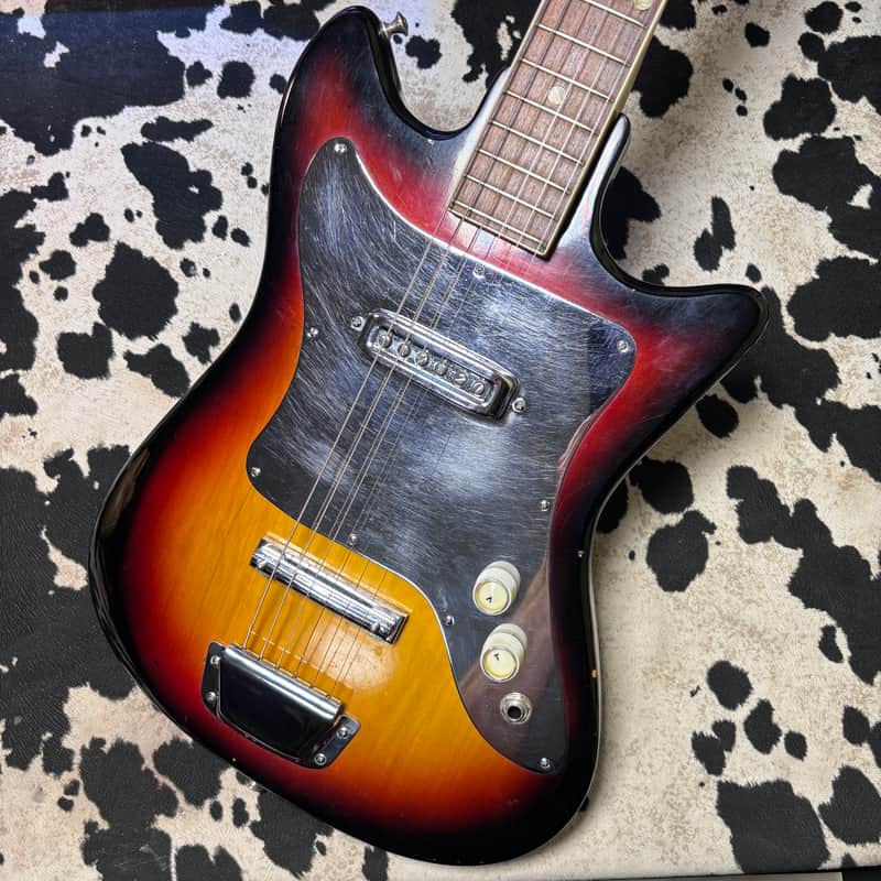 Teisco Single Pickup Guitar 1960's -Bobkat - Sunburst - Metal Pickguard image 1