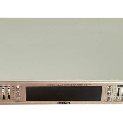 GLI Pro GQ-3000 Stereo 10-Band Graphic Equalizer Rackmount EQ 1990-2000s image 4