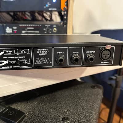 dbx 286s Microphone Preamp Processor 2010s - Silver image 7