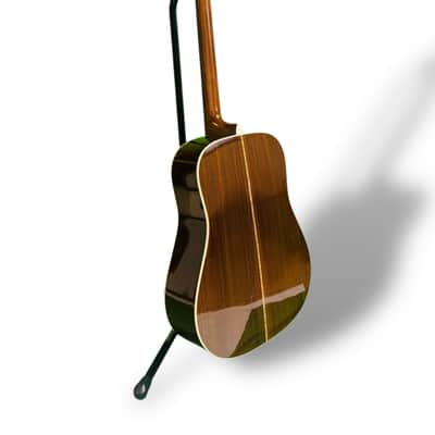 Martin D-28 custom shop 2010 - Adirondack image 2