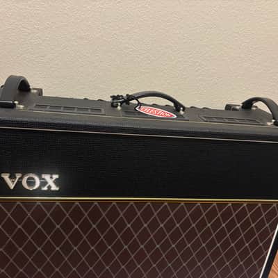 VOX AC30C2-CVR Limited Edition Classic Vintage Red 30W 2x12 Tube Combo Amp 2022 - Mint image 2