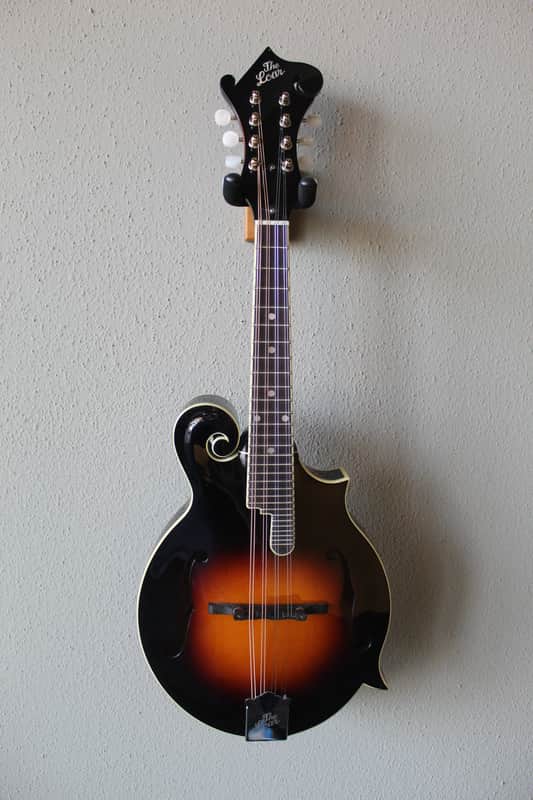 Brand New The Loar LM-520 Hand Carved F-Style Performer Mandolin - Vintage Sunburst