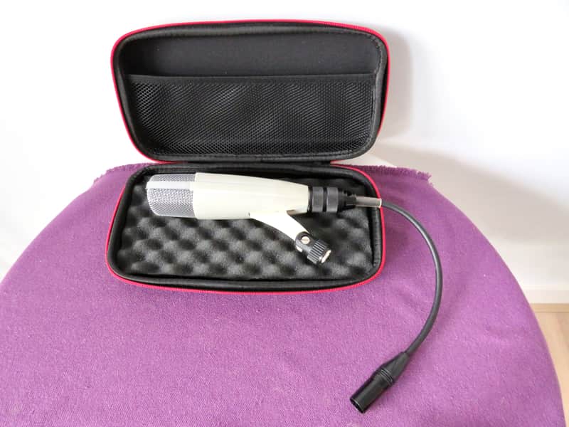 Sennheiser MD 421-2 Cardioid Dynamic Microphone with script logo Bild 1
