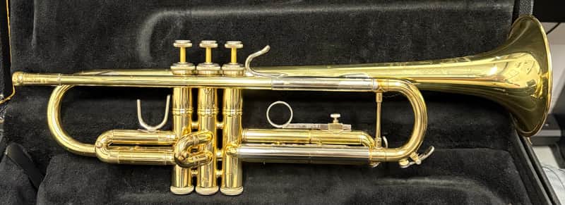 Bach TR200 Trumpet, Brass Finish image 1