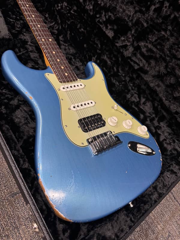 Fender 2025 Fender Custom Shop W25 Custom Deluxe Stratocaster Relic S1 HSS 2025 - Aged Lake Placid Blue image 1
