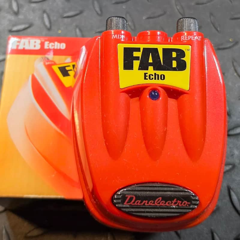 Danelectro Fab Echo