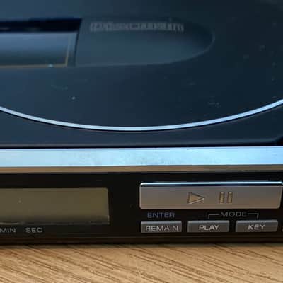 Sony D-50 & EBP-380 Mid 80s - Mint image 4
