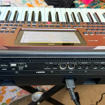 Korg Pa700 OR Professional Arranger - Oriental 61 Key image 9