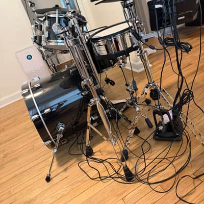 Roland VAD507 Acoustic Design Series Electronic V-Drum Kit 2025 - Black (incl. noise eater hi-hat & double kick hardware, throne, mat, riser, extra low-volume cymbals, and more) image 9