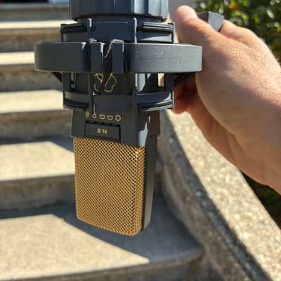 AKG C414 XLII Large Diaphragm Multipattern Condenser Microphone 2010s - Black image 5