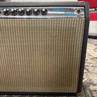 Fender Vibrolux Reverb 2-Channel 35-Watt 2x10" Guitar Combo 1978 - Silverface image 10