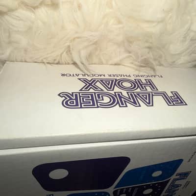 With box/ power supply/ most all inserts Electro-Harmonix Flanger Hoax Phaser / Flanger Modulator 2010s - Blue / Purple image 3