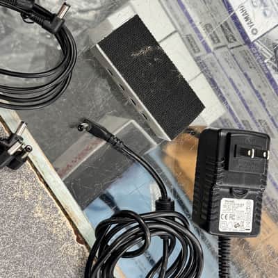 MXR M239 Mini Iso-Brick Power Supply 2018 - Present - Silver image 2