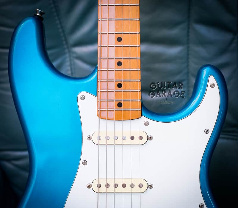 Fender Japan Stratocaster Lake Placid Blue Maple neck guitar - CS