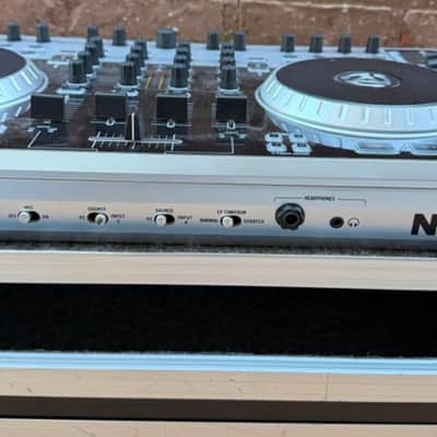 Numark N4 4-Deck DJ Controller & Mixer with Flight Case image 7