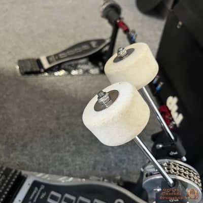 DW 8000 Double Bass Pedal with case image 5