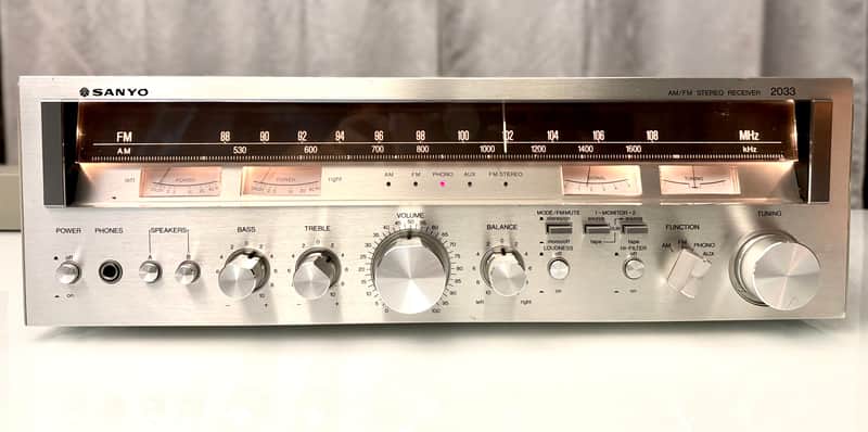 Vintage Sanyo 2033 AM/FM Stereo Receiver - Serviced + Cleaned image 1