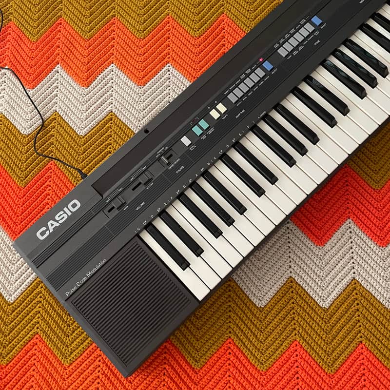 Casio Keyboard Synth - 1980’s Made in Japan 🇯🇵 - Killer 80’s M83 Tones! - Mint Condition! - Nice Onboard Drums! - image 1