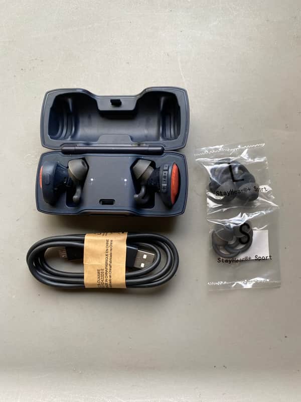 Bose Soundsport Free Wireless Headphones image 1