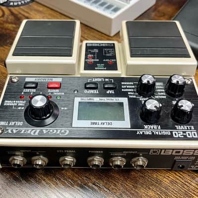 Boss DD-20 Giga Delay 2005 - Present - White image 2