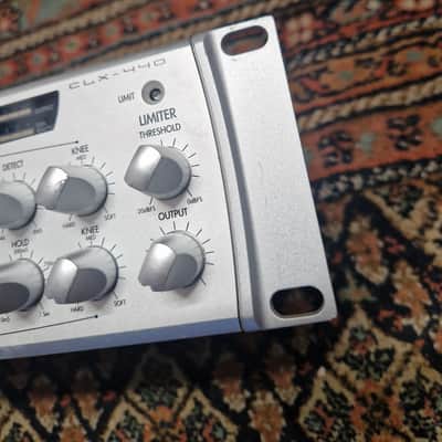 Alesis CLX-440 Dual Stereo Compressor / Expander / Limiter 2000s - Silver image 10