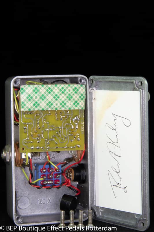 Keeley Compressor 2 Knob s/n 2789 USA signed by Robert Keeley, as