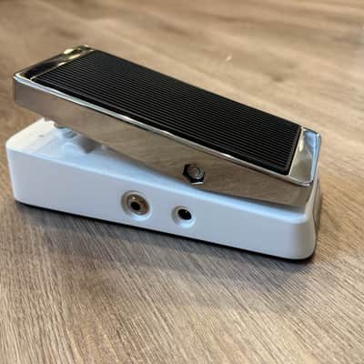 Xotic Xotic XW-1 Wah Pedal 2024 - White image 3